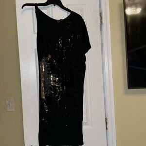 BRAND NEW FANCY TOO SIZE SMALL WOMENS
